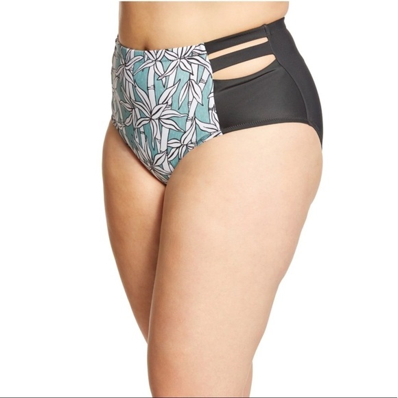 Raisins Curve Plus Size Strappy-Back Top 20W bikini bottom 18 W Swimsuit - Picture 3 of 13